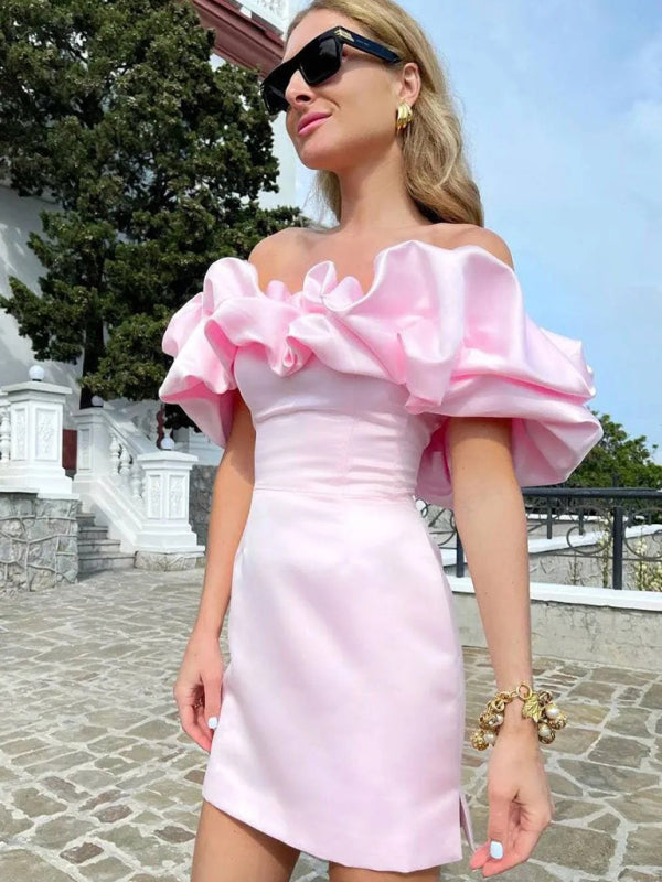 Off-the-shoulder satijnen jurk met ruches - Kennedy