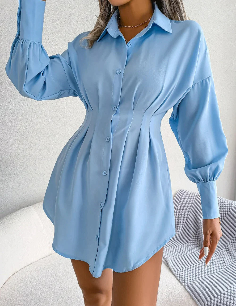 weibliche-kleid-uberlegene-qualitat-somm_main-1_5000x2_0780a856-7835-4949-a063-4d56dfdf91c1.webp